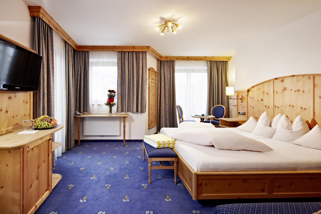 גרלוס Hotel Jaegerhof חדר תמונה